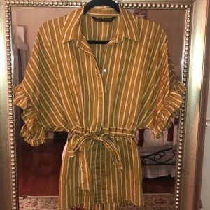 Zara White & Gold Striped Button Down